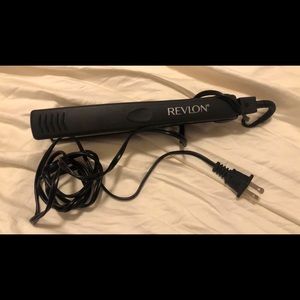 Straightener Revlon